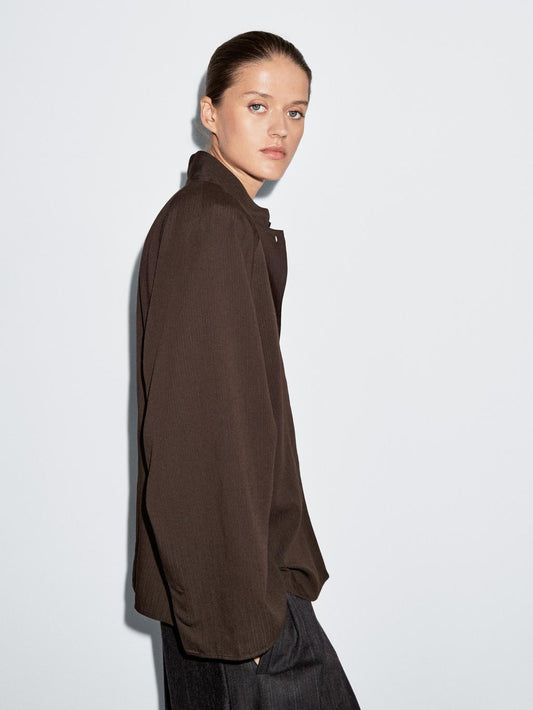 Textured raglan sleeve shirt