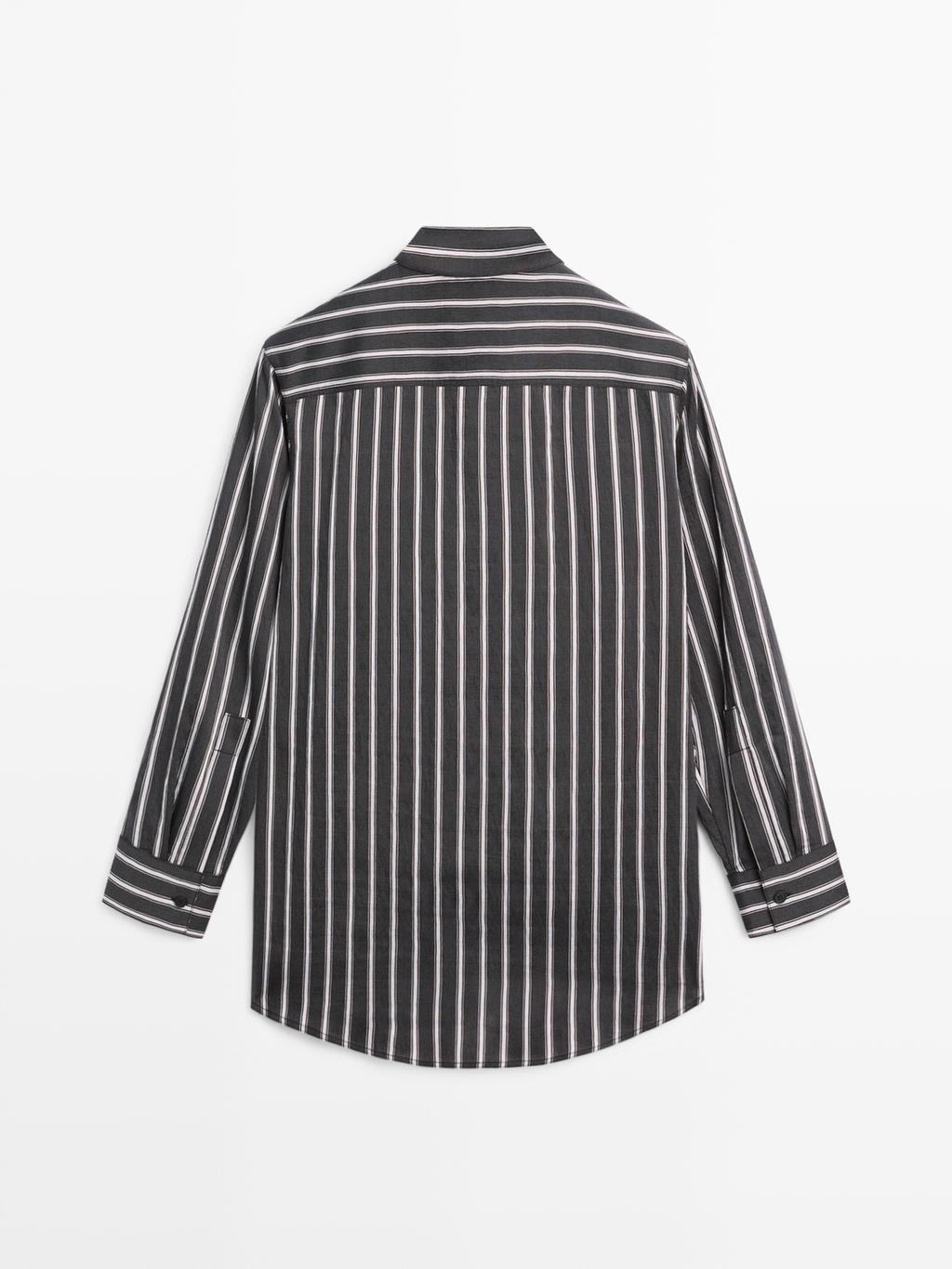 Striped loose-fitting shirt