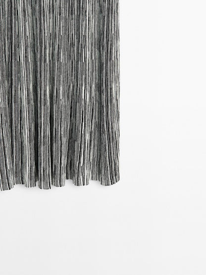 Long knit skirt with striped detail