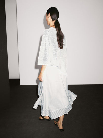 Flared linen blend skirt with seam details