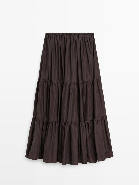 Long skirt with gathered detail