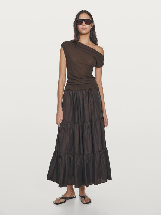 Long skirt with gathered detail