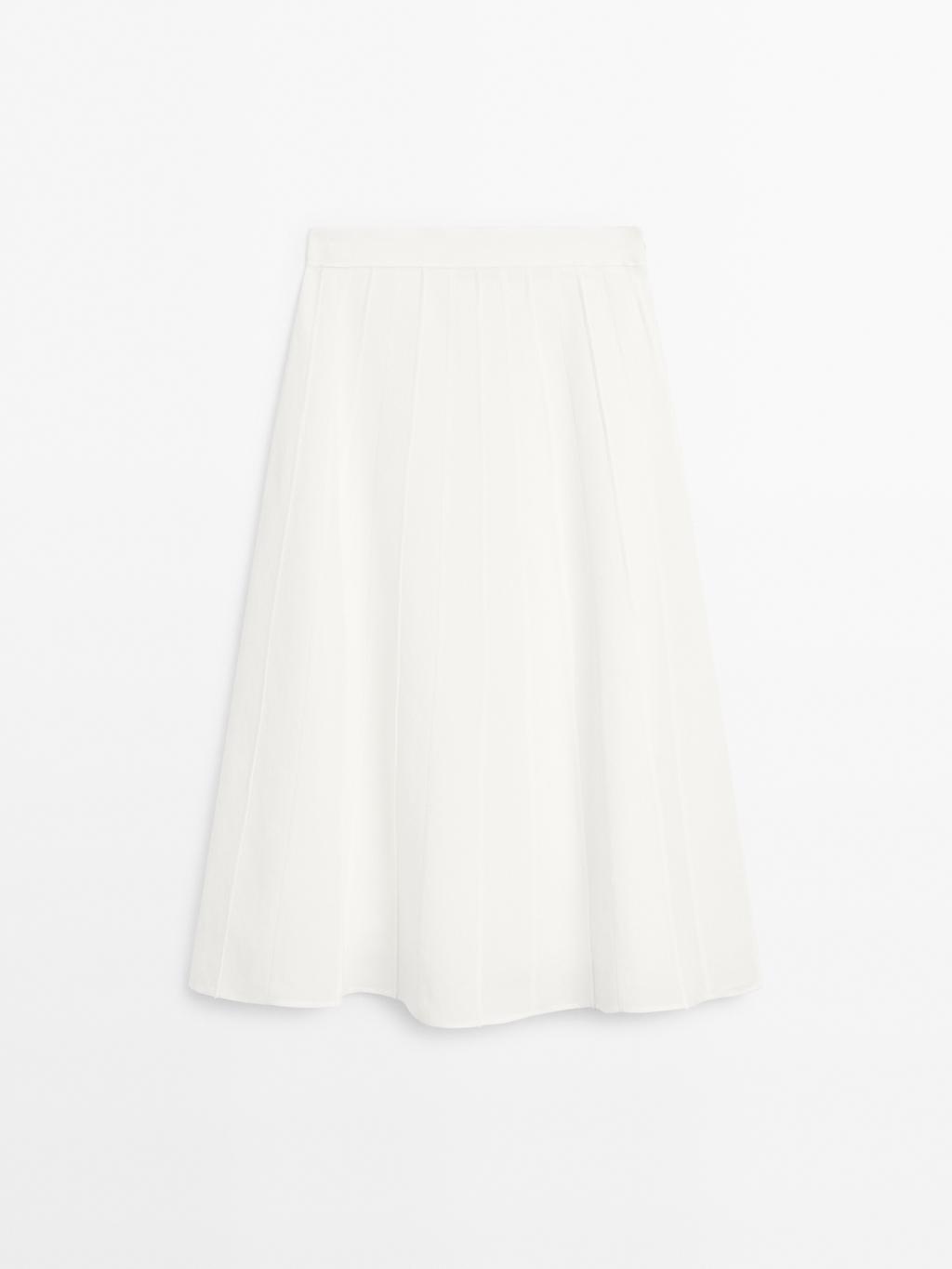 Flared midi skirt with seam details
