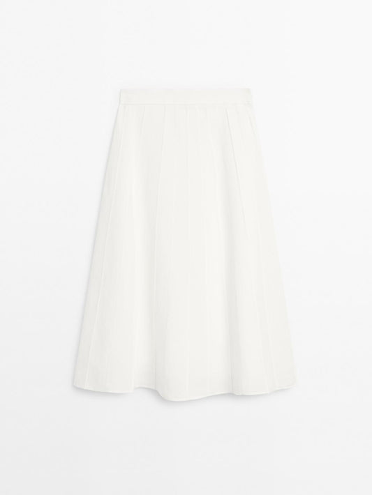 Flared midi skirt with seam details