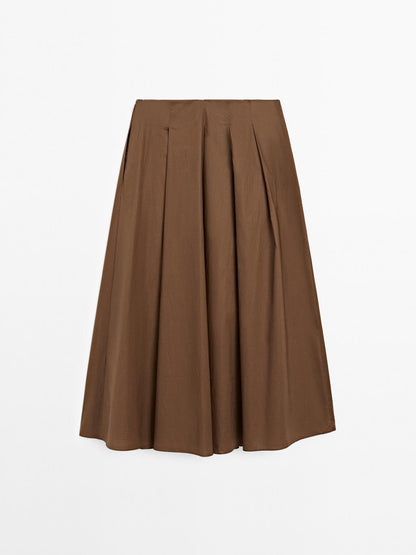 Long box pleat skirt