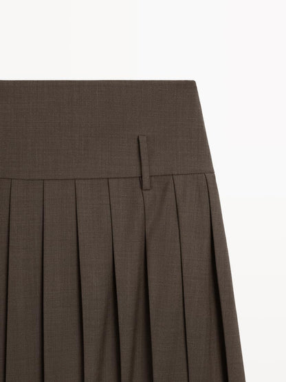 Short box pleat sash skirt