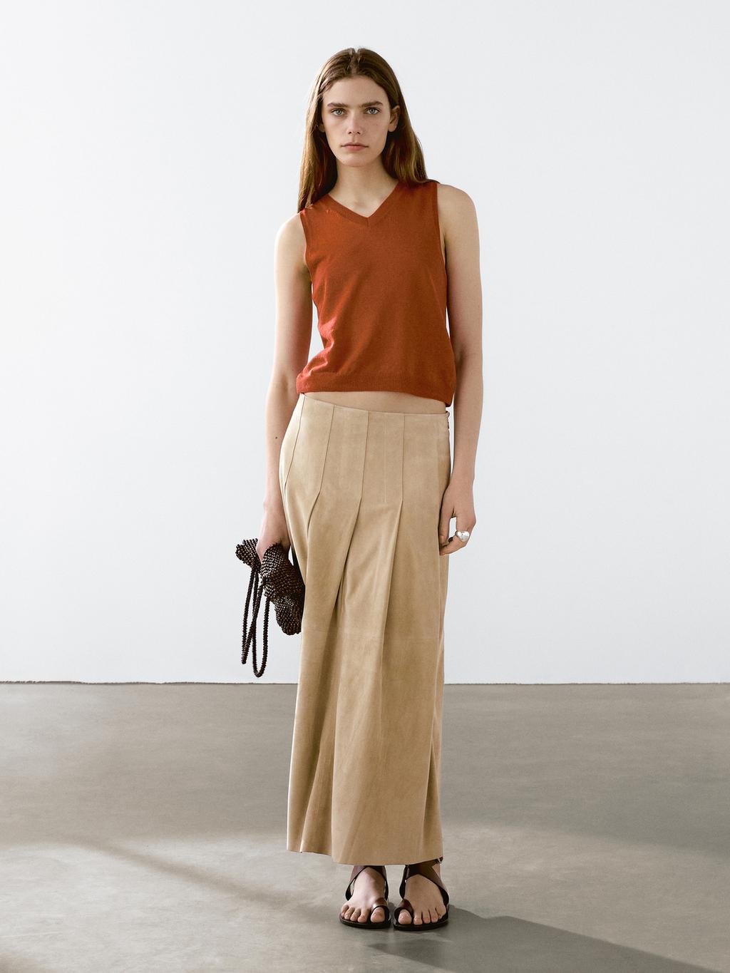 Long pleated suede leather skirt