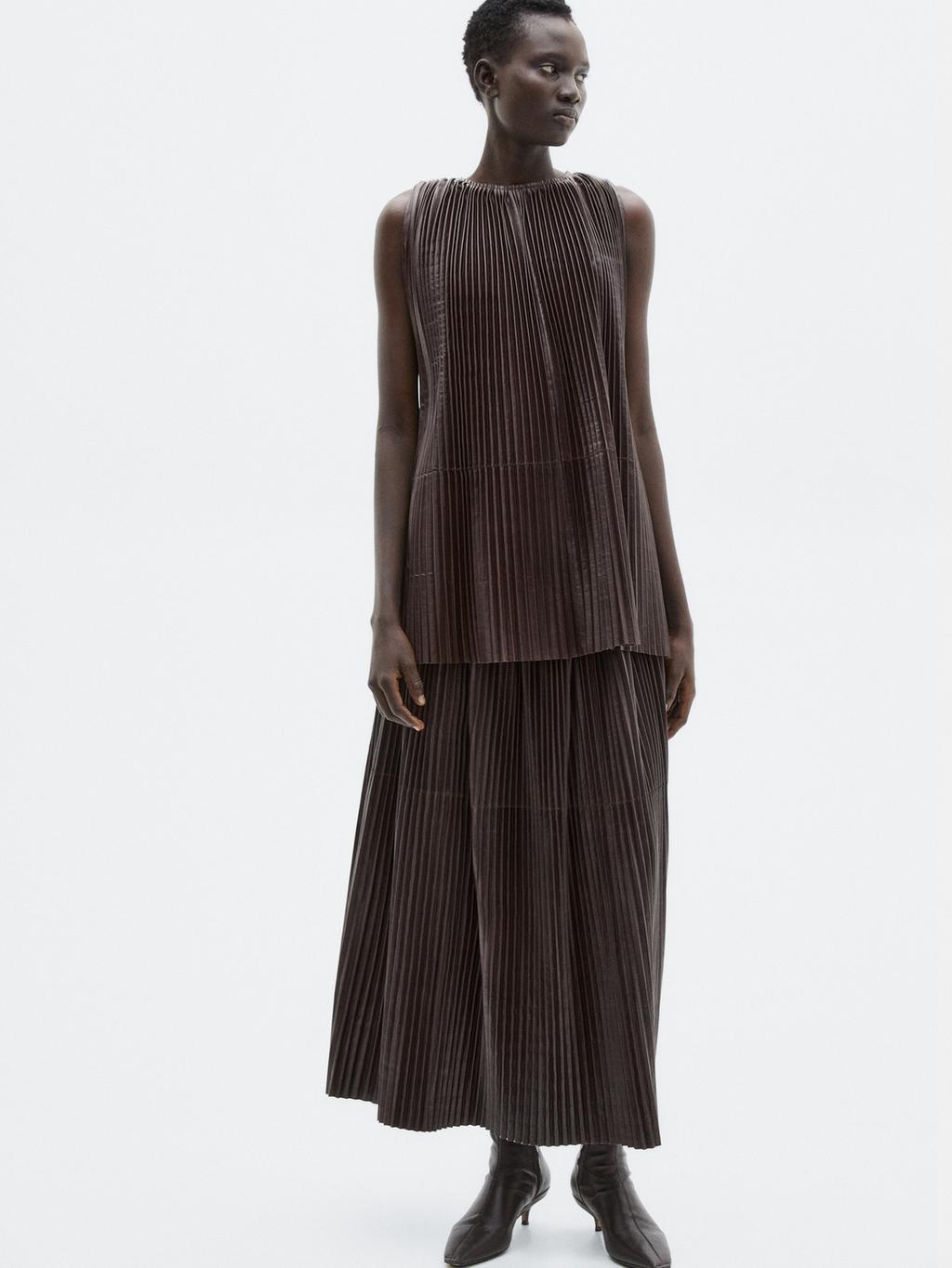 Long pleated nappa leather skirt - LIMITED