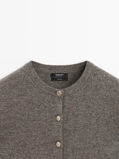 Knit 100% wool cardigan with gold buttons