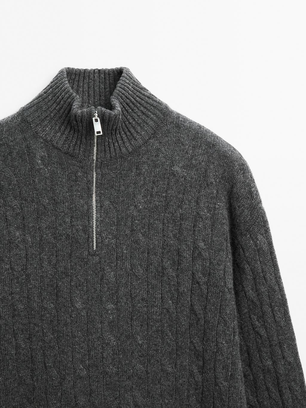 100% cashmere high neck sweater with zip