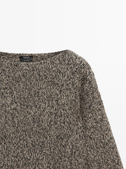 100% cashmere knit boat neck sweater