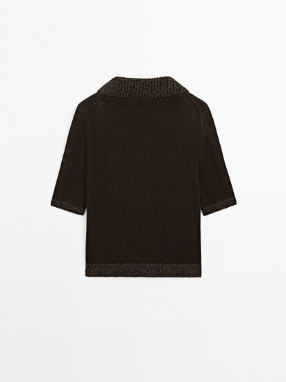 Polo sweater with contrast collar