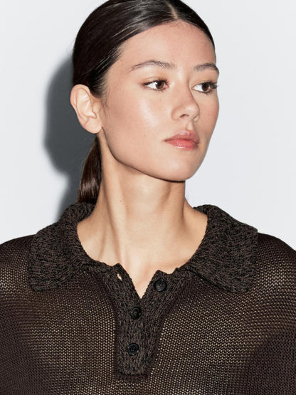 Polo sweater with contrast collar