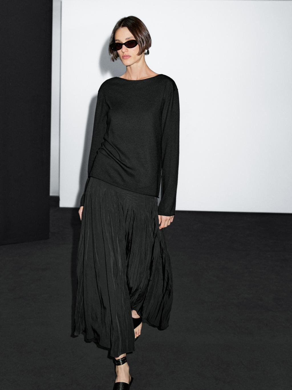 Wool blend boat neck sweater