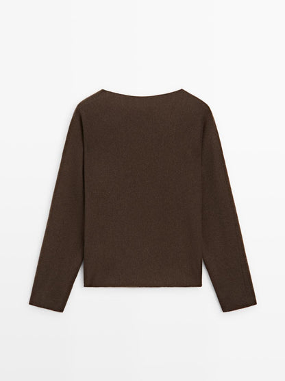 Boat neck knit sweater