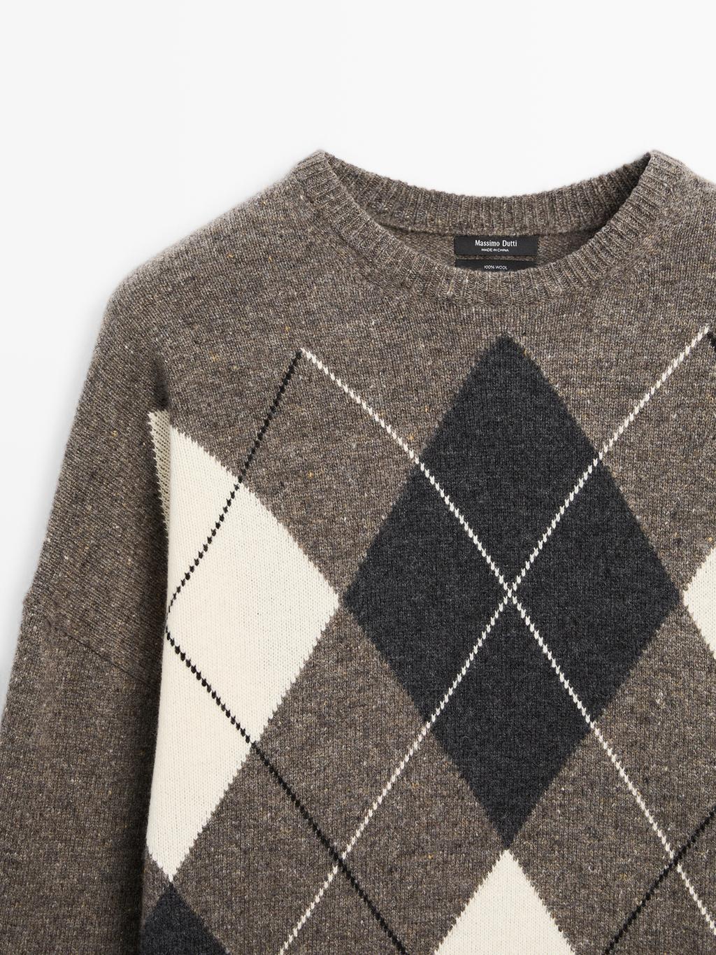 Oversize knit 100% wool argyle sweater