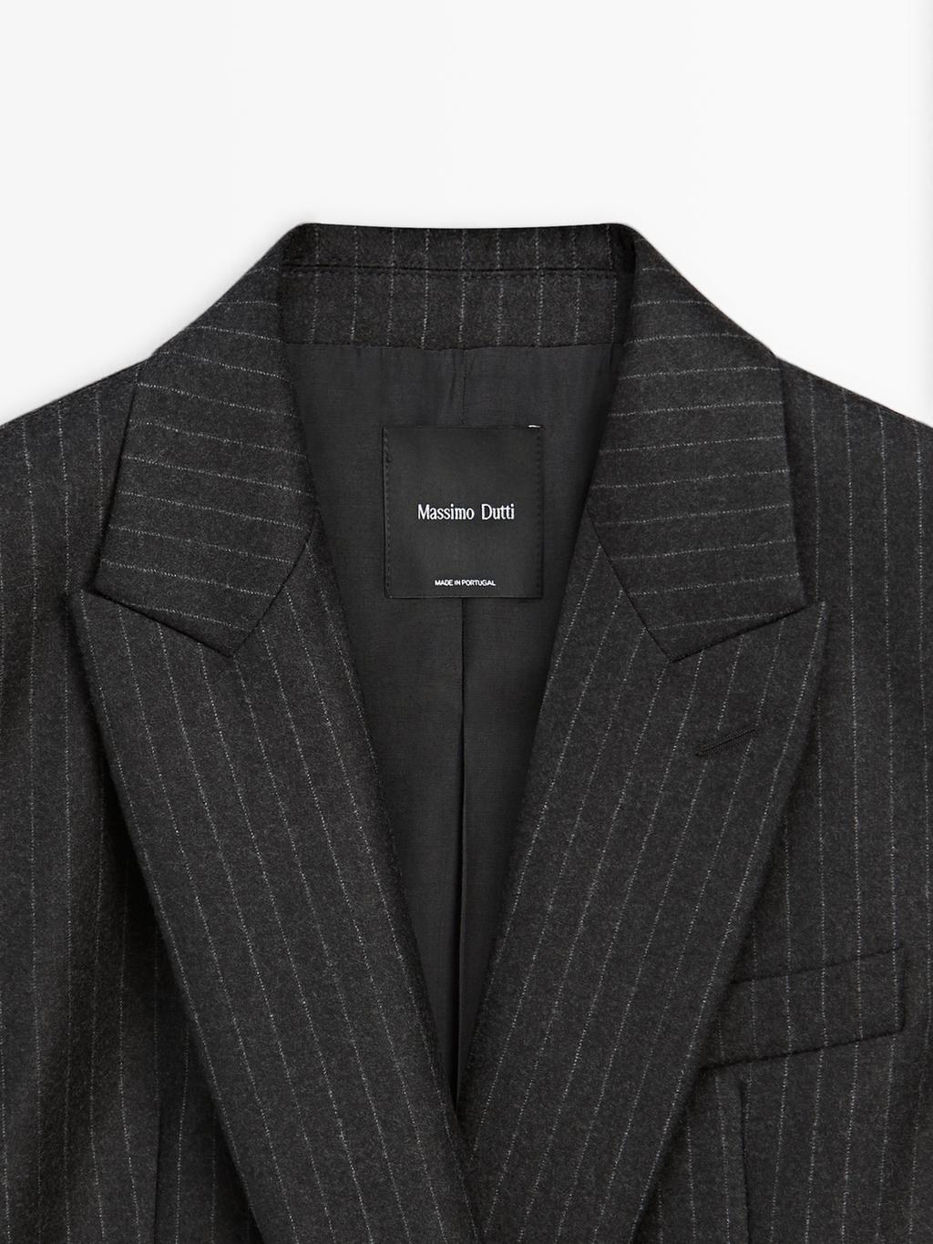 100% wool double-breasted blazer