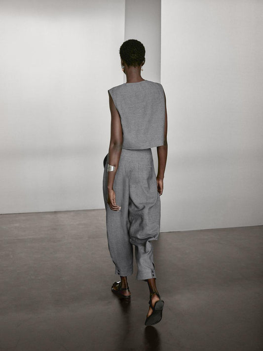 Short linen blend waistcoat