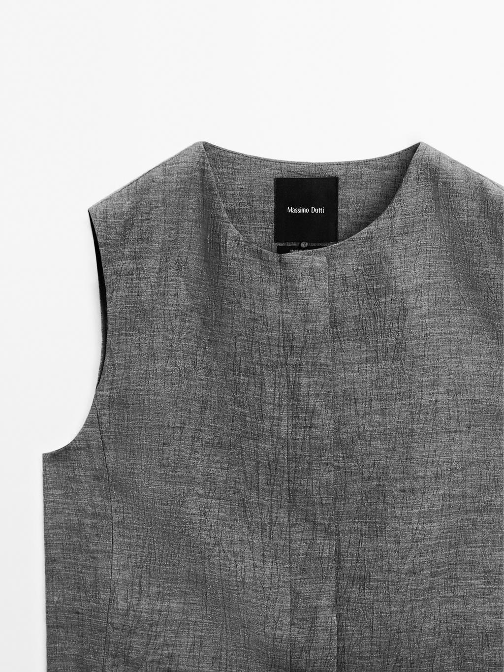 Short linen blend waistcoat