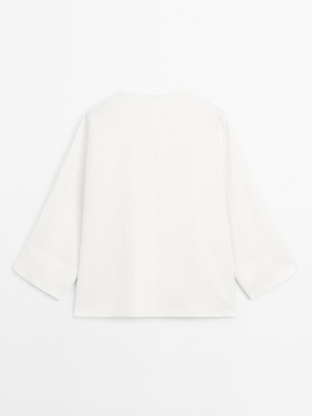 100% linen kimono with button detail