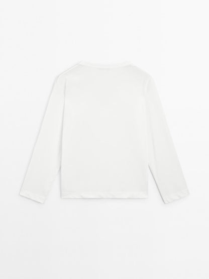 Oversize V-neck T-shirt