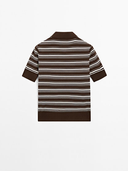 100% cotton polo shirt with striped details