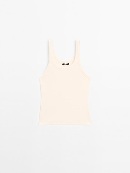 Cotton blend round neck top