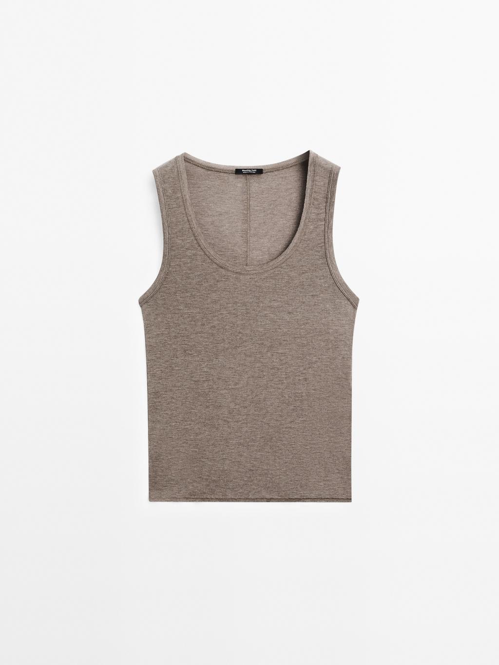 Round neck top with seam details