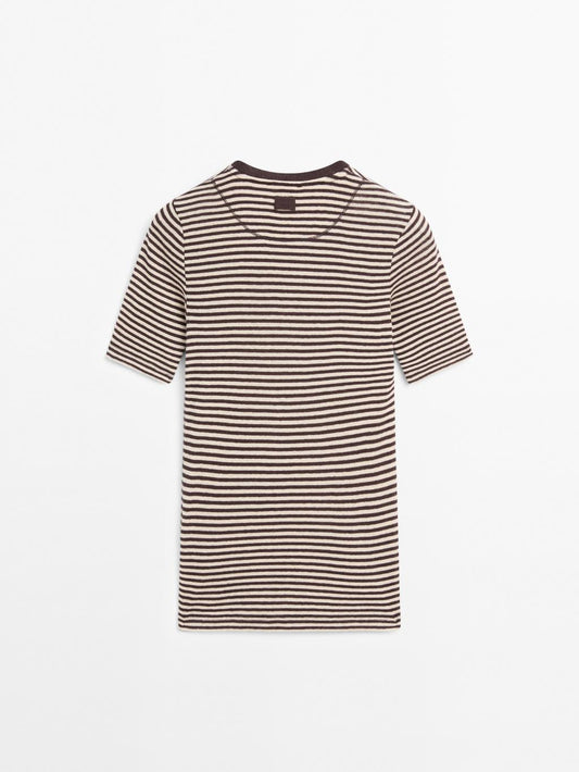 Short sleeve striped shirt