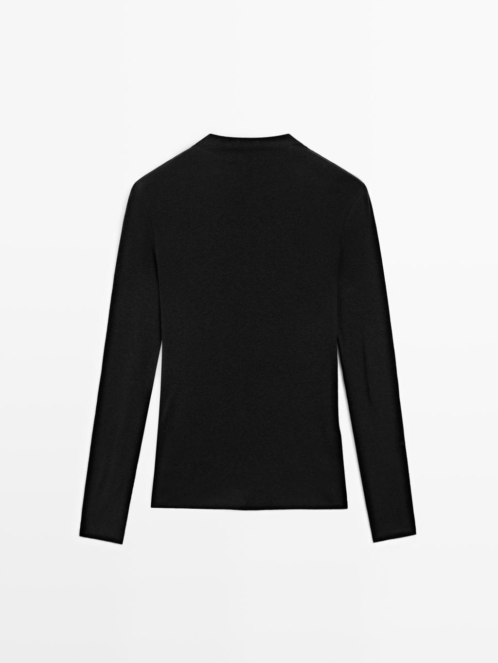 Long sleeve T-shirt with seam detail