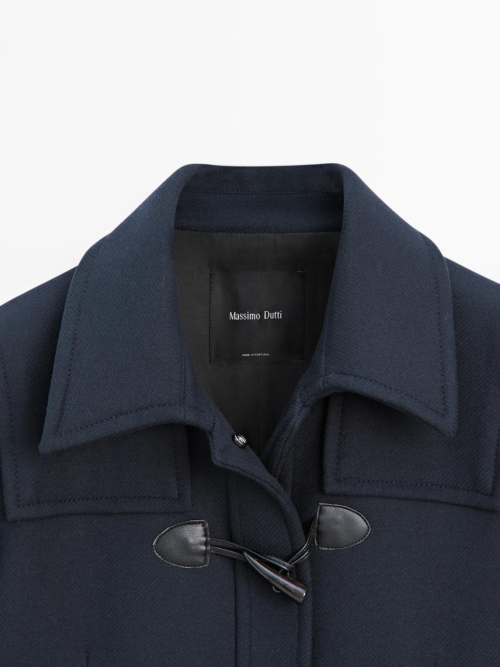 Long coat with toggles