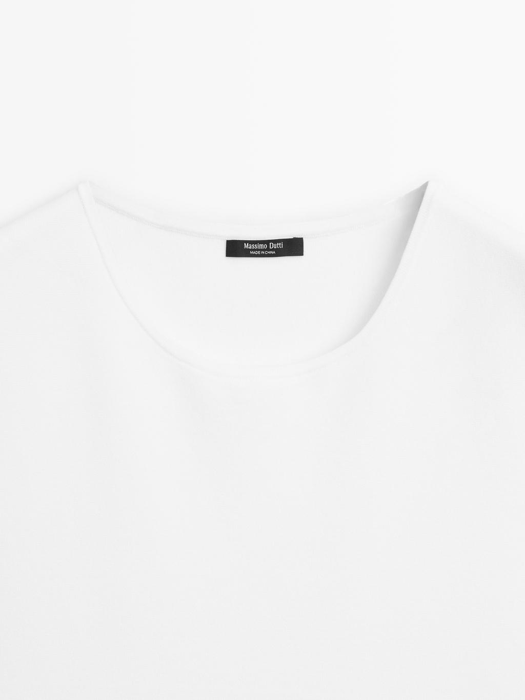 Long sleeveless contrast dress