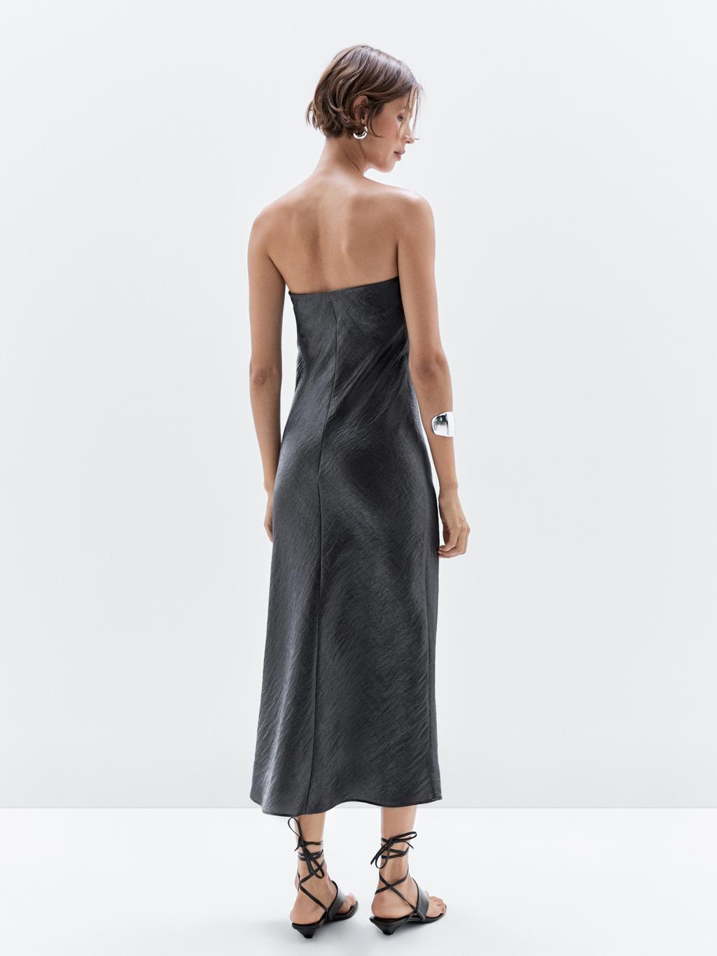 Flowing strapless midi dress