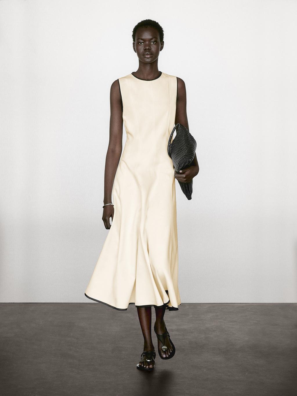 Flounce dress with contrast trims