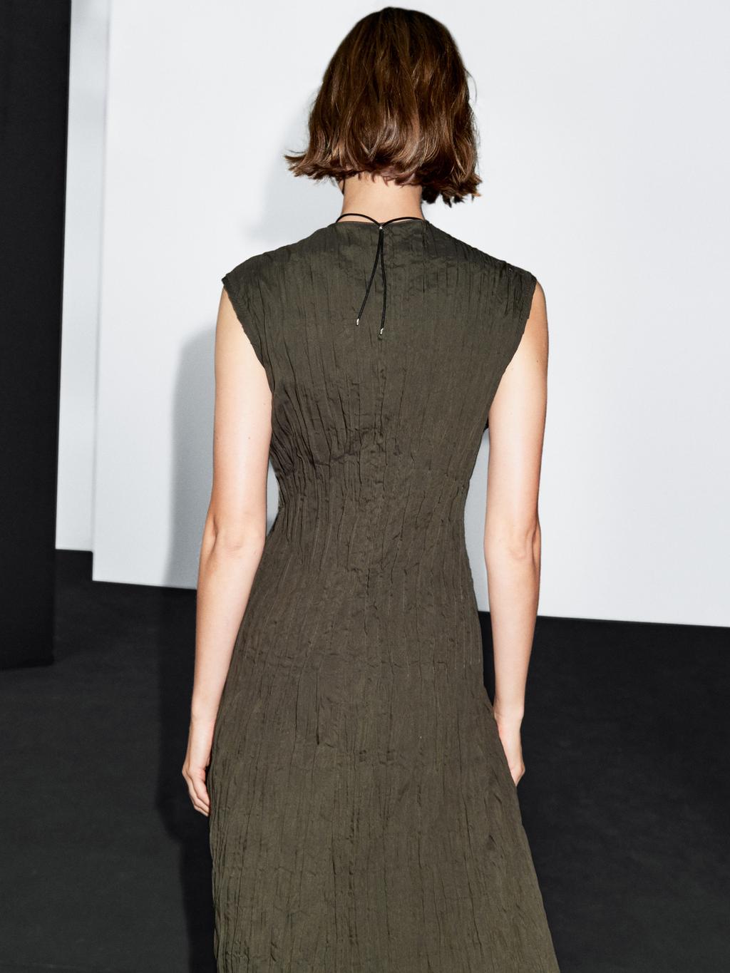 Creased-effect long pleated dress
