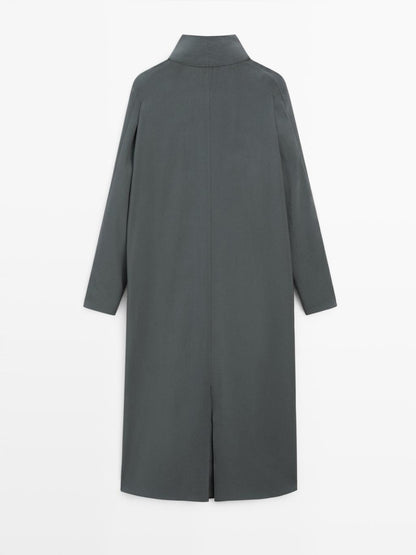 V-neckline midi dress with tie detail