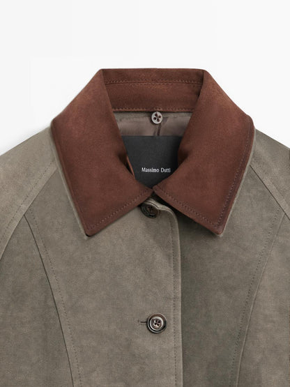 Water-repellent jacket with layered collar