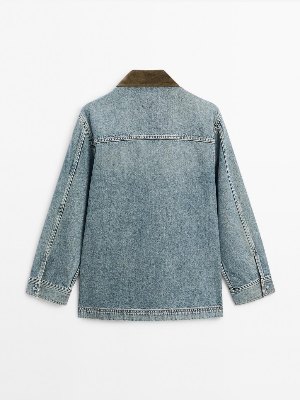Denim jacket with pockets