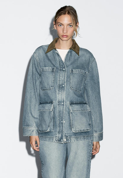 Denim jacket with pockets