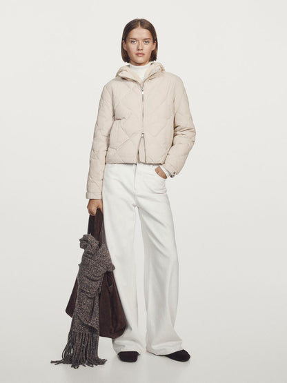 Short water-repellent puffer jacket