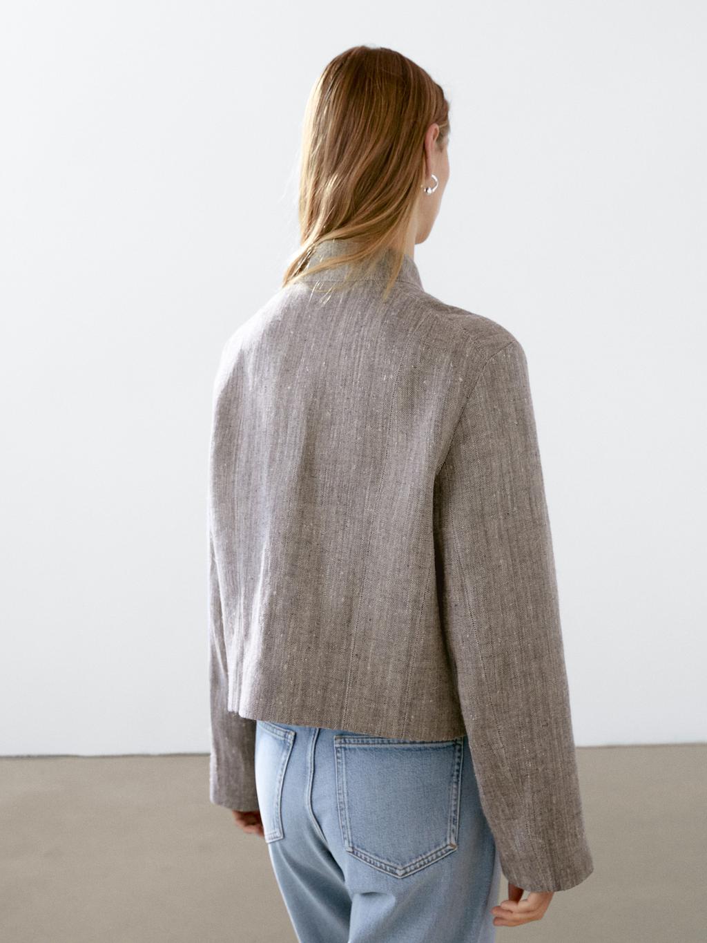 Short linen jacket with stand collar