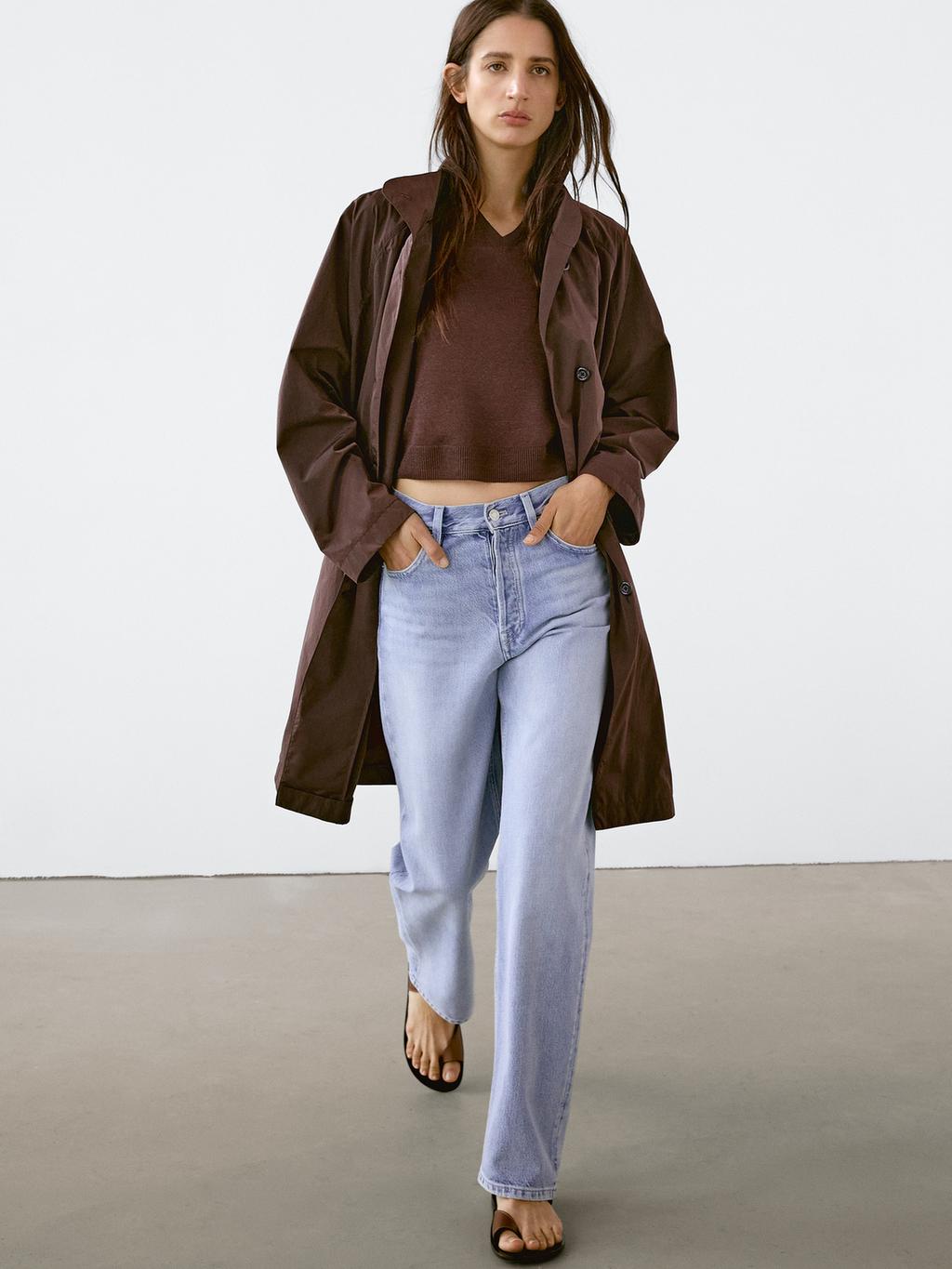 Oversize flowing trench coat in water-repellent fabric