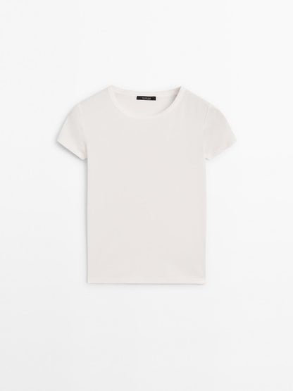Short sleeve T-shirt with trim details