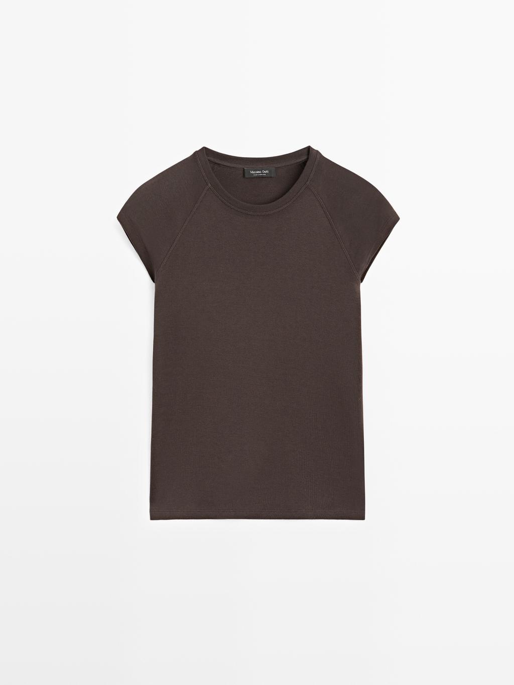 Cotton T-shirt with short raglan sleeves