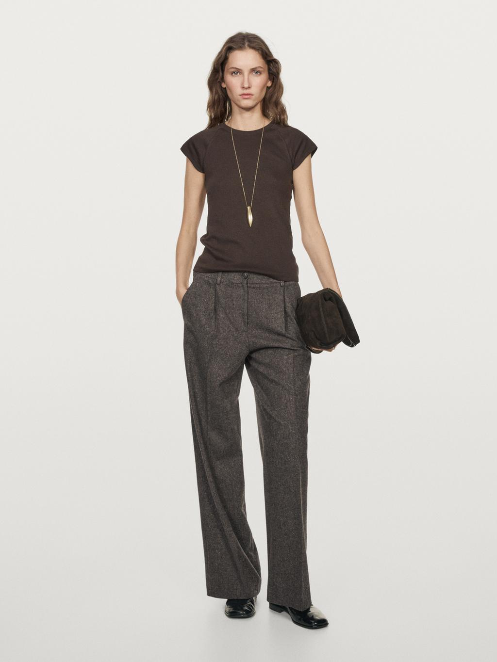 Cotton T-shirt with short raglan sleeves