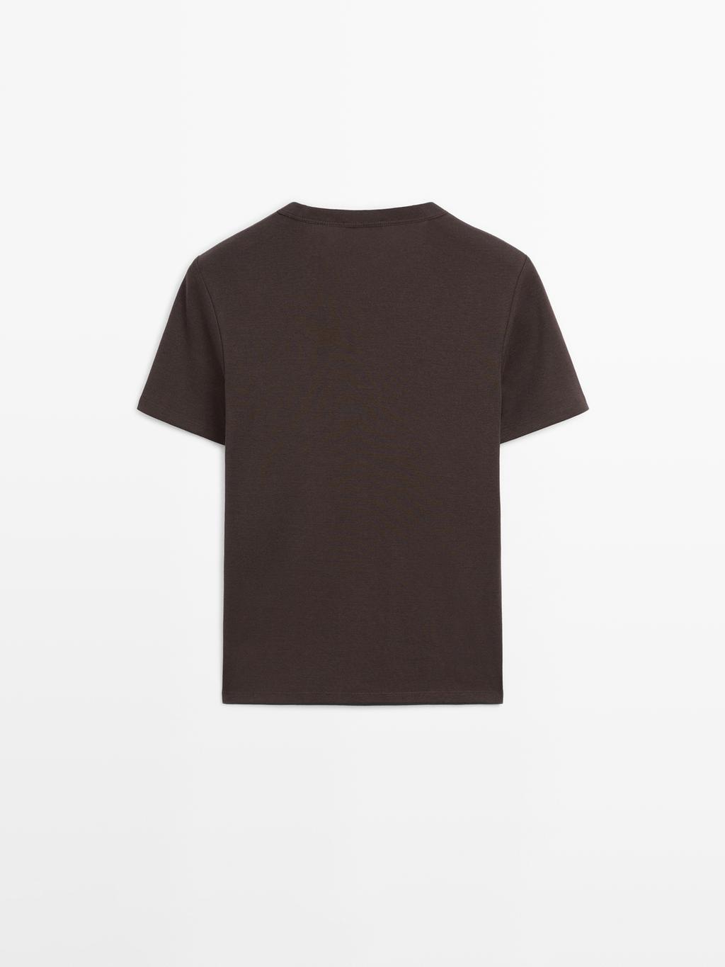 100% cotton V-neck T-shirt