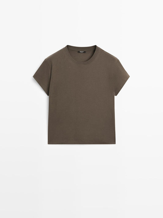 Cropped T-shirt with contrast ribbed trims
