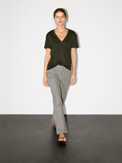 Flowing V-neck T-shirt