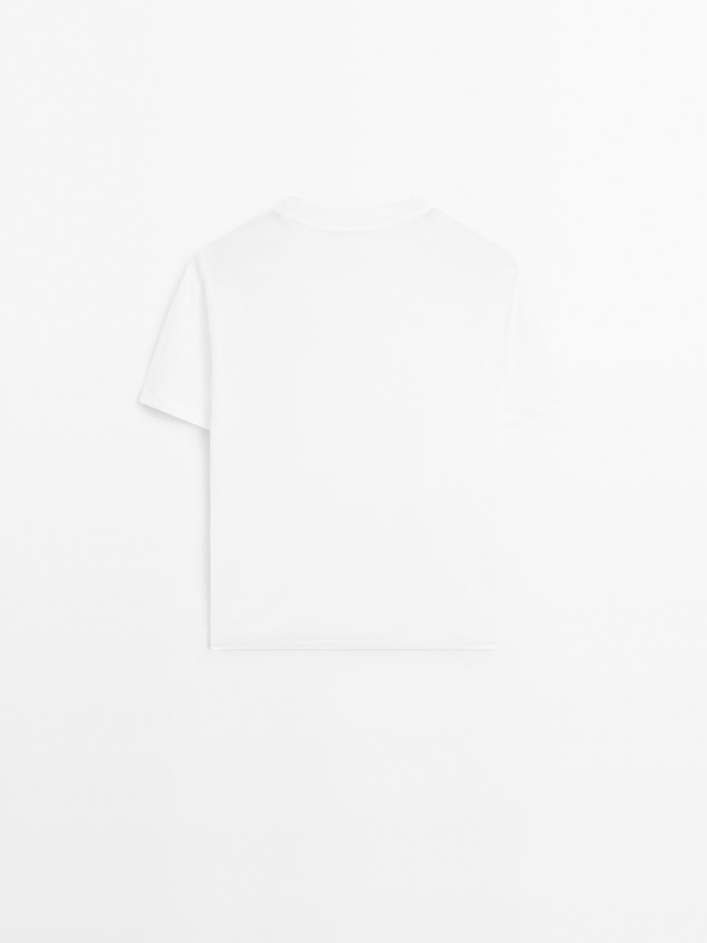 Lightweight short sleeve T-shirt