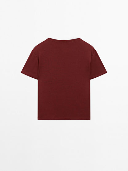 Regular fit t-shirt with collar detail